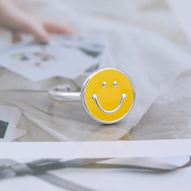 Jaunpienācēji Sudraba Pārklājumu Cute Yellow Kārta Smaidu Sejā Gredzeni Sievietēm Regulējams Izmērs Gredzenu Modes rotaslietas 0
