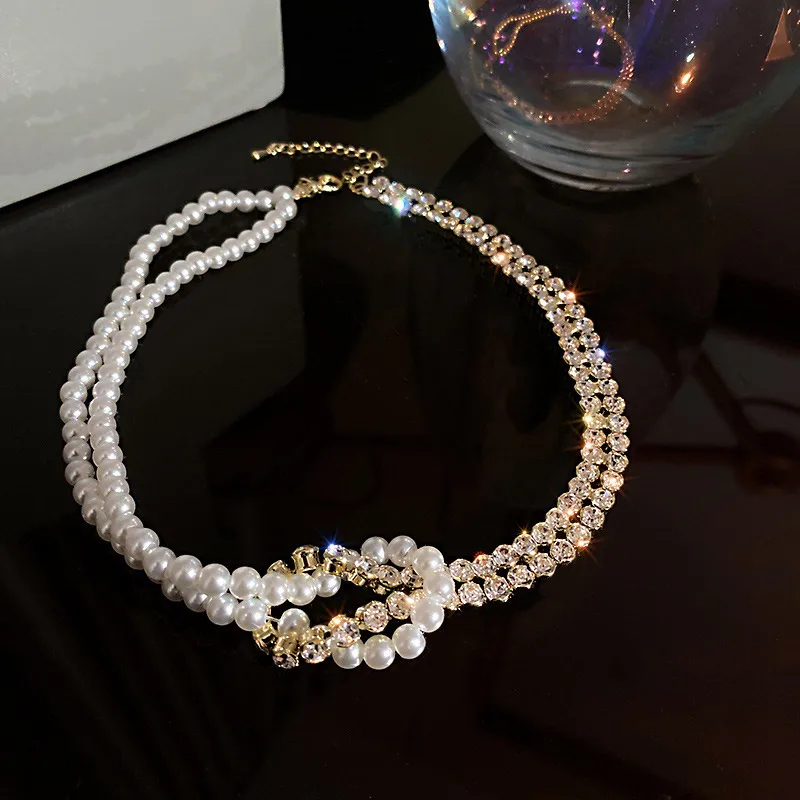 Pērle Kristāla sānslīdi kaklasaite Kaklarotas Sievietēm korejas Clavicle Ķēdes Rhinestone Pērļu Izšūšanas Īss Dubultā C Kaklarota Moderns Rotaslietas 0